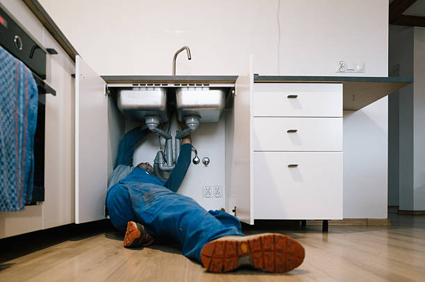 Professional Leak Detection technician working in Berea, OH